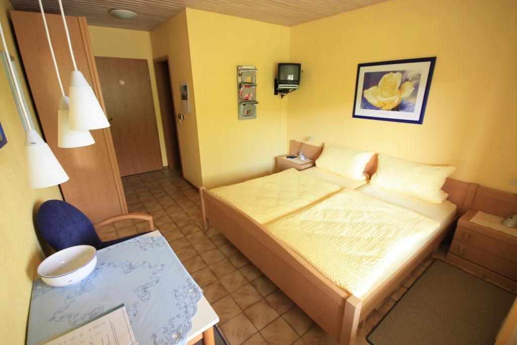 Pension-Ferienwohnung Liesbachtal Direkt Am Waldrand Bayerische Rhoen Schönau an der Brend Cameră foto